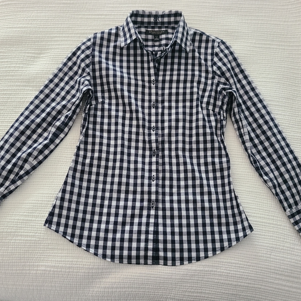 NWOT BANANA REPUBLIC PLAID SHIRT